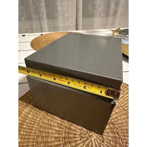 Metal Storage Box - Picture 4 of 7